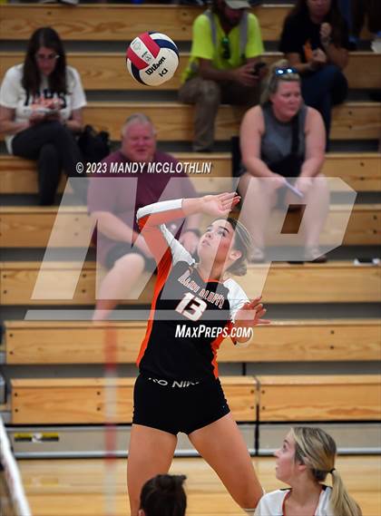 Thumbnail 2 in Greenview @ Illini Bluffs photogallery.