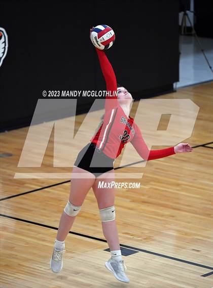 Thumbnail 2 in Greenview @ Illini Bluffs photogallery.