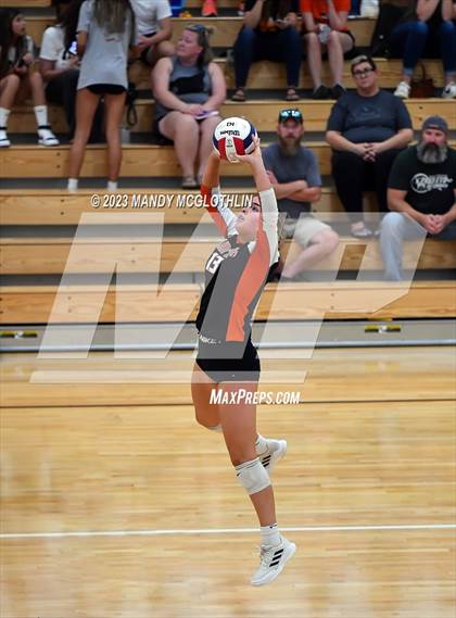 Thumbnail 1 in Greenview @ Illini Bluffs photogallery.