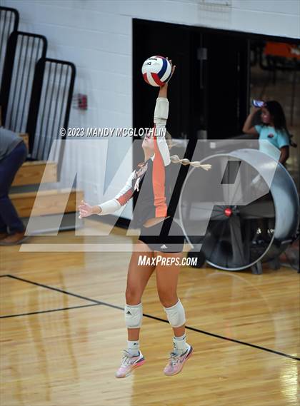 Thumbnail 2 in Greenview @ Illini Bluffs photogallery.
