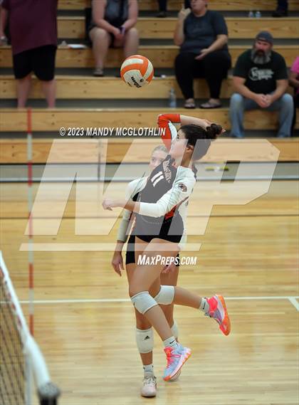 Thumbnail 3 in Greenview @ Illini Bluffs photogallery.