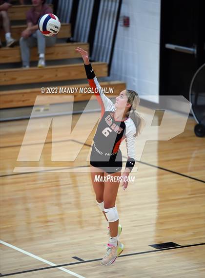 Thumbnail 2 in Greenview @ Illini Bluffs photogallery.
