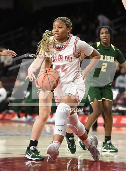 Thumbnail 3 in Mater Dei vs. St. Vincent-St. Mary (Chosen 1's Invitational) photogallery.