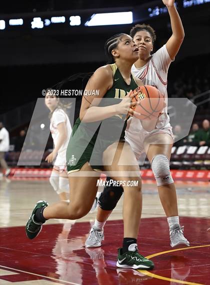 Thumbnail 3 in Mater Dei vs. St. Vincent-St. Mary (Chosen 1's Invitational) photogallery.