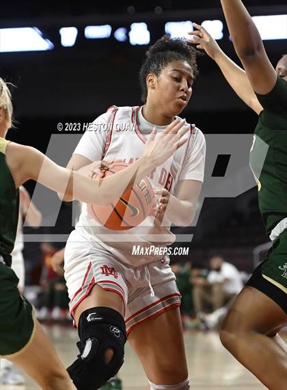 Thumbnail 1 in Mater Dei vs. St. Vincent-St. Mary (Chosen 1's Invitational) photogallery.