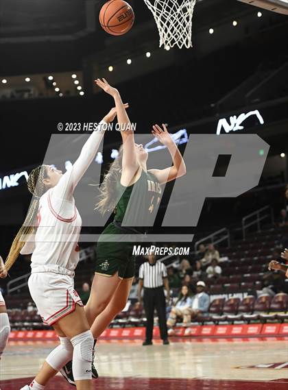 Thumbnail 3 in Mater Dei vs. St. Vincent-St. Mary (Chosen 1's Invitational) photogallery.