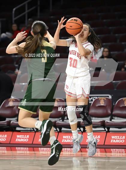 Thumbnail 2 in Mater Dei vs. St. Vincent-St. Mary (Chosen 1's Invitational) photogallery.