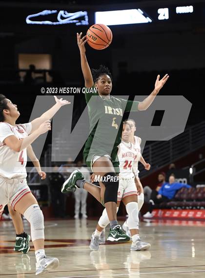 Thumbnail 3 in Mater Dei vs. St. Vincent-St. Mary (Chosen 1's Invitational) photogallery.