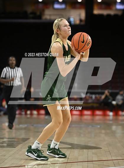 Thumbnail 1 in Mater Dei vs. St. Vincent-St. Mary (Chosen 1's Invitational) photogallery.