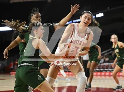 Thumbnail 3 in Mater Dei vs. St. Vincent-St. Mary (Chosen 1's Invitational) photogallery.