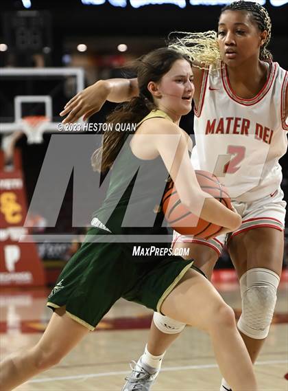 Thumbnail 3 in Mater Dei vs. St. Vincent-St. Mary (Chosen 1's Invitational) photogallery.