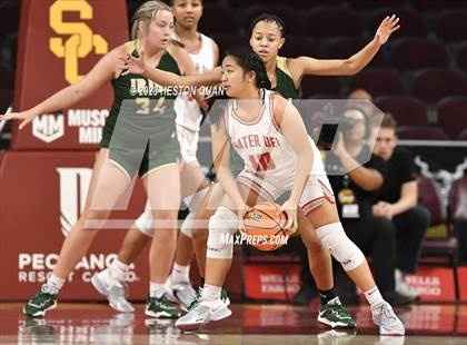 Thumbnail 3 in Mater Dei vs. St. Vincent-St. Mary (Chosen 1's Invitational) photogallery.