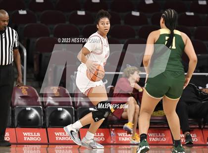 Thumbnail 2 in Mater Dei vs. St. Vincent-St. Mary (Chosen 1's Invitational) photogallery.