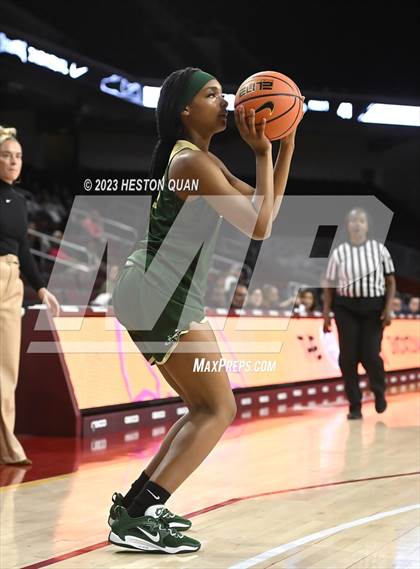 Thumbnail 3 in Mater Dei vs. St. Vincent-St. Mary (Chosen 1's Invitational) photogallery.