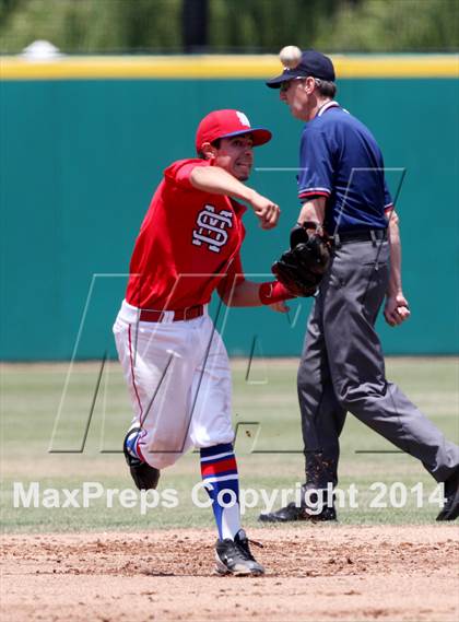 Thumbnail 3 in Justin-Siena vs. Saint Mary's (CIF NCS D4 Final) photogallery.
