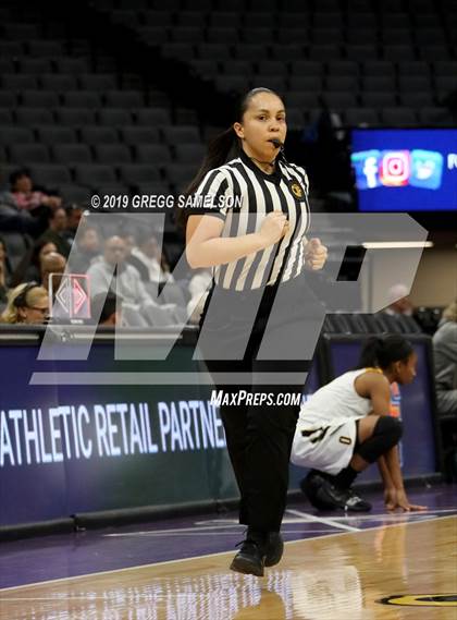 Thumbnail 1 in Bishop O'Dowd vs Rosary Academy (CIF State D1 Final) photogallery.
