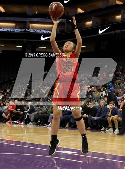 Thumbnail 2 in Bishop O'Dowd vs Rosary Academy (CIF State D1 Final) photogallery.