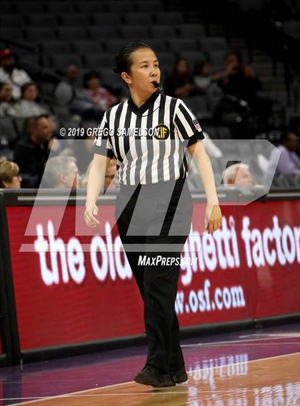 Thumbnail 1 in Bishop O'Dowd vs Rosary Academy (CIF State D1 Final) photogallery.