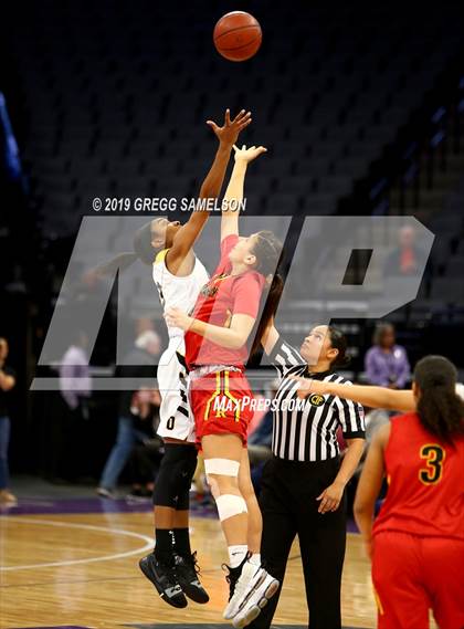 Thumbnail 2 in Bishop O'Dowd vs Rosary Academy (CIF State D1 Final) photogallery.