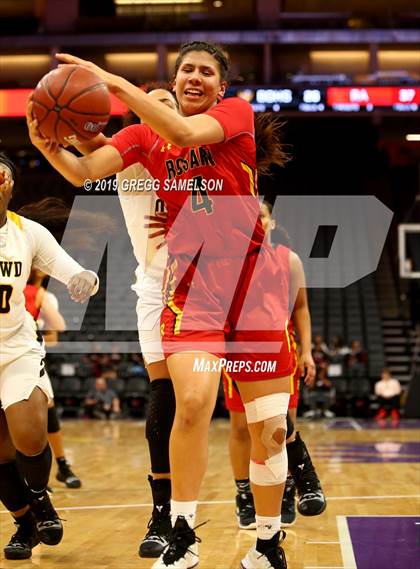 Thumbnail 1 in Bishop O'Dowd vs Rosary Academy (CIF State D1 Final) photogallery.