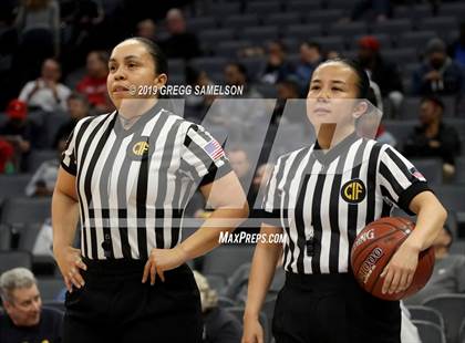 Thumbnail 1 in Bishop O'Dowd vs Rosary Academy (CIF State D1 Final) photogallery.