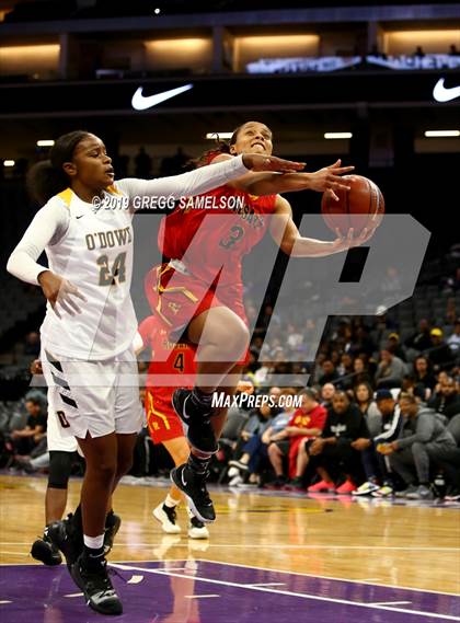 Thumbnail 3 in Bishop O'Dowd vs Rosary Academy (CIF State D1 Final) photogallery.
