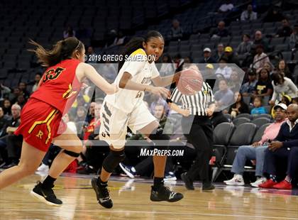 Thumbnail 3 in Bishop O'Dowd vs Rosary Academy (CIF State D1 Final) photogallery.