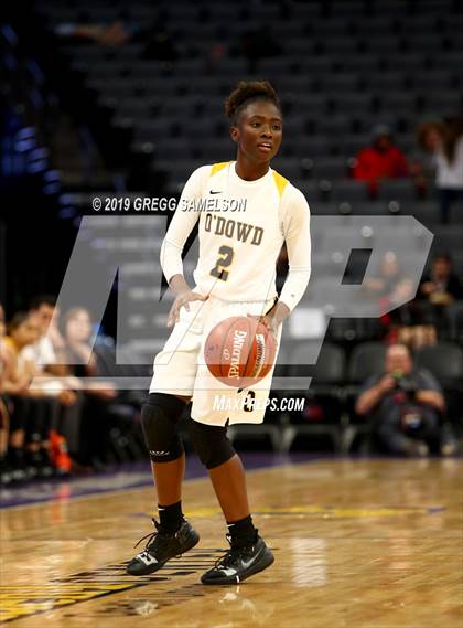 Thumbnail 3 in Bishop O'Dowd vs Rosary Academy (CIF State D1 Final) photogallery.