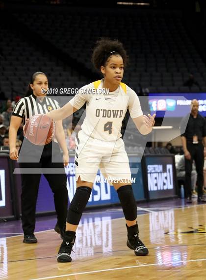Thumbnail 1 in Bishop O'Dowd vs Rosary Academy (CIF State D1 Final) photogallery.