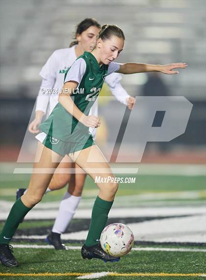 Thumbnail 3 in Archie Williams @ Miramonte photogallery.