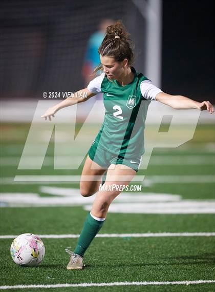 Thumbnail 3 in Archie Williams @ Miramonte photogallery.