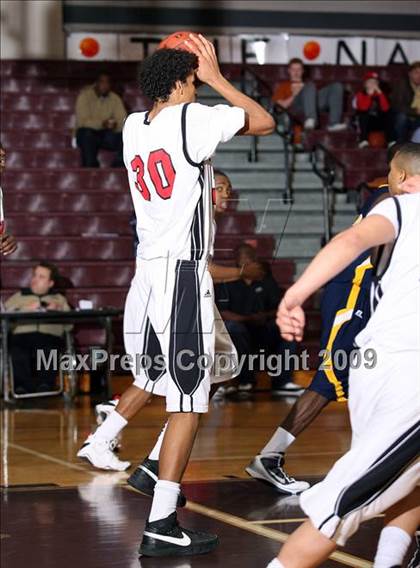 Thumbnail 3 in McKinney vs SA Wagner (Sherman Holiday Tournament) photogallery.