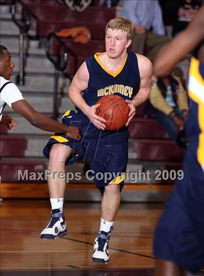 Thumbnail 3 in McKinney vs SA Wagner (Sherman Holiday Tournament) photogallery.