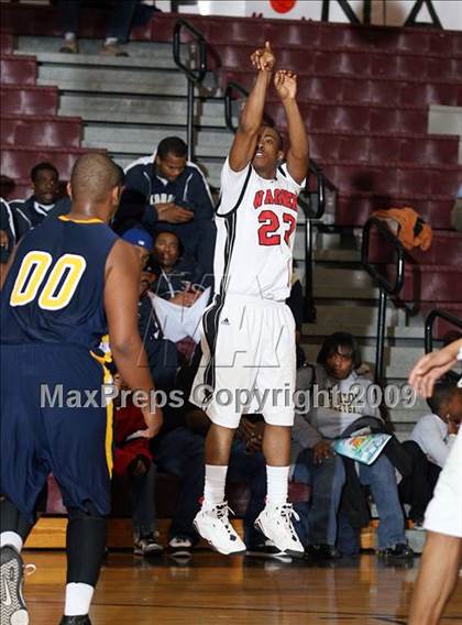 Thumbnail 3 in McKinney vs SA Wagner (Sherman Holiday Tournament) photogallery.