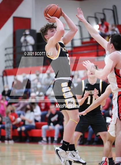 Thumbnail 3 in Miami Trace @ Logan Elm (OHSAA D2 Sectional Playoff) photogallery.