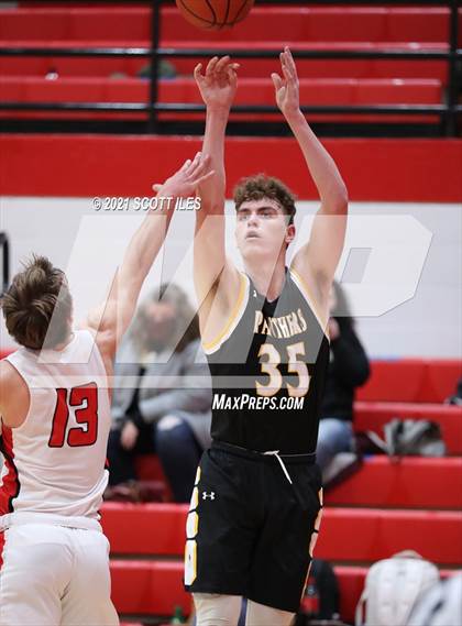 Thumbnail 3 in Miami Trace @ Logan Elm (OHSAA D2 Sectional Playoff) photogallery.