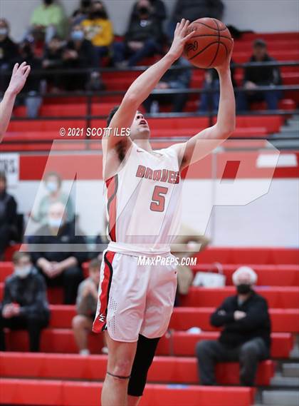 Thumbnail 2 in Miami Trace @ Logan Elm (OHSAA D2 Sectional Playoff) photogallery.