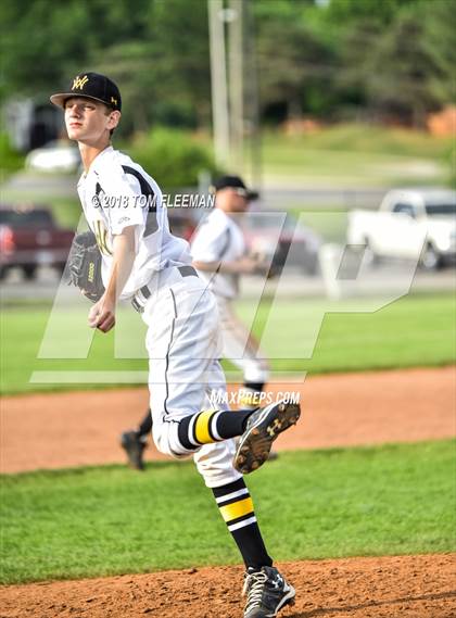 Thumbnail 3 in West vs. Olathe East (KSHSAA 6A Regionals #2) photogallery.
