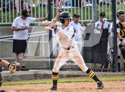 Thumbnail 3 in West vs. Olathe East (KSHSAA 6A Regionals #2) photogallery.