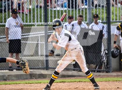 Thumbnail 2 in West vs. Olathe East (KSHSAA 6A Regionals #2) photogallery.