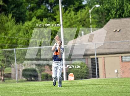 Thumbnail 2 in West vs. Olathe East (KSHSAA 6A Regionals #2) photogallery.