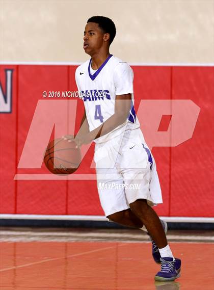 Thumbnail 2 in Morningside vs. St. Anthony (Pacific Shores Tournament) photogallery.