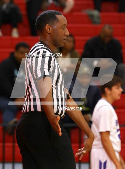 Thumbnail 3 in Morningside vs. St. Anthony (Pacific Shores Tournament) photogallery.