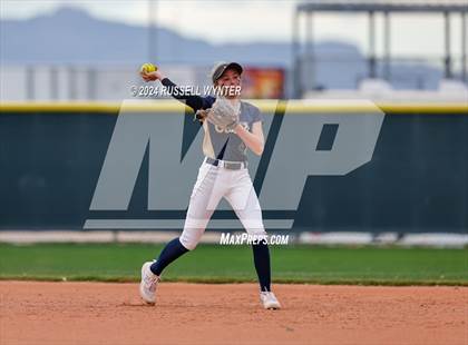 Thumbnail 1 in Desert Mountain @ Casteel photogallery.