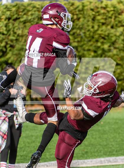 Thumbnail 2 in La Salle Academy vs. Bishop Hendricken (RIIL State Final) photogallery.
