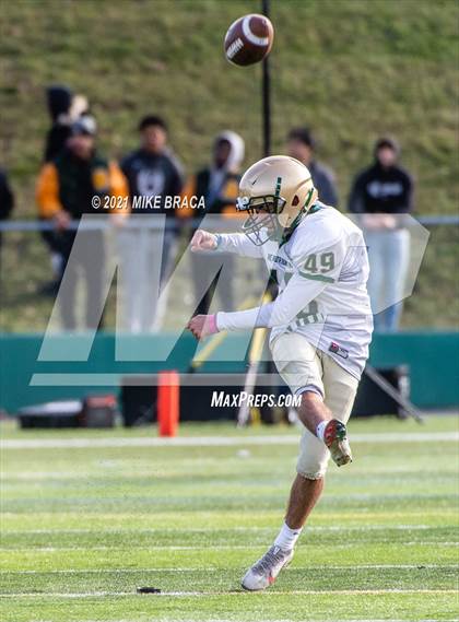 Thumbnail 3 in La Salle Academy vs. Bishop Hendricken (RIIL State Final) photogallery.