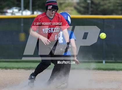 Thumbnail 2 in Oak Creek @ Muskego photogallery.