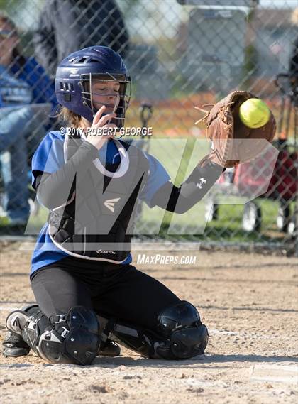 Thumbnail 1 in Oak Creek @ Muskego photogallery.