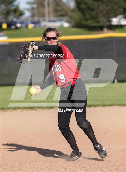 Thumbnail 3 in Oak Creek @ Muskego photogallery.
