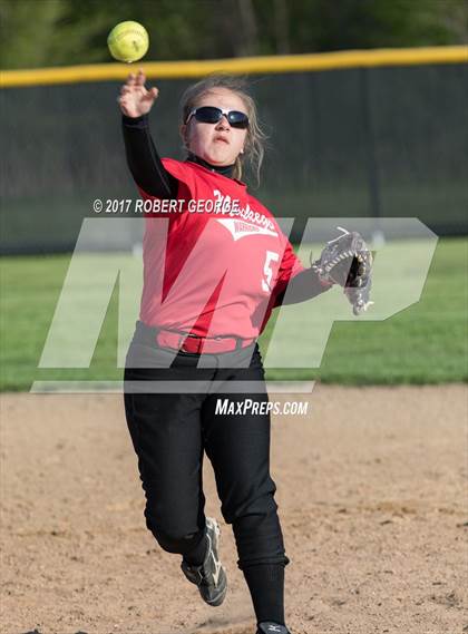Thumbnail 3 in Oak Creek @ Muskego photogallery.
